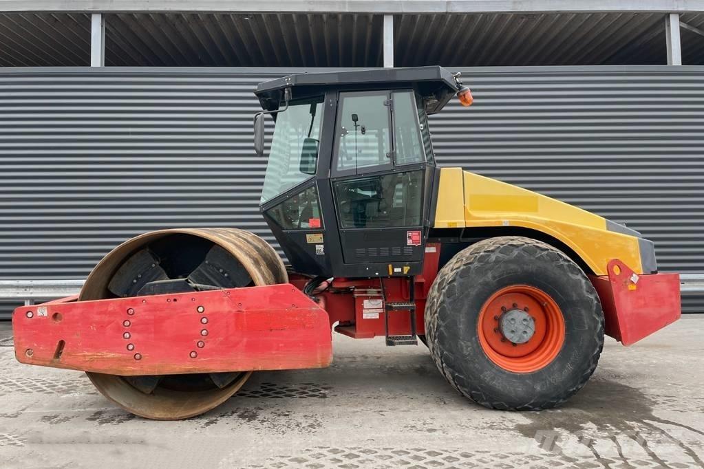 Dynapac CA302D Enkelt tromle
