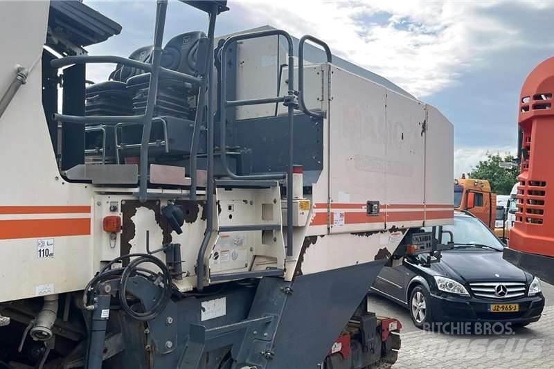 Wirtgen W210 Andre lastbiler