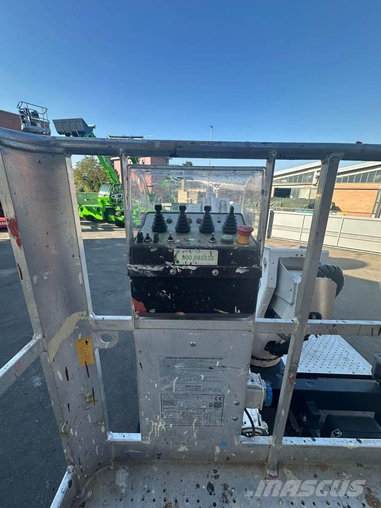 Multitel MX 200 Lastbilmonterede lifte