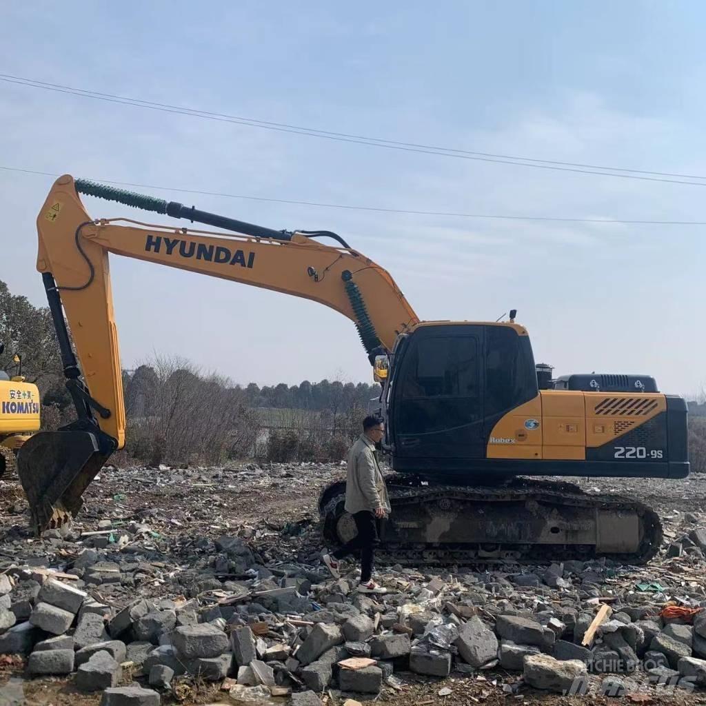 Hyundai 220LC-9S Gravemaskiner på larvebånd