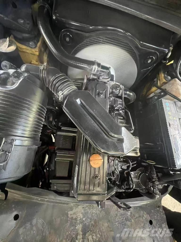 Komatsu FD 30 T-17 Diesel gaffeltrucks