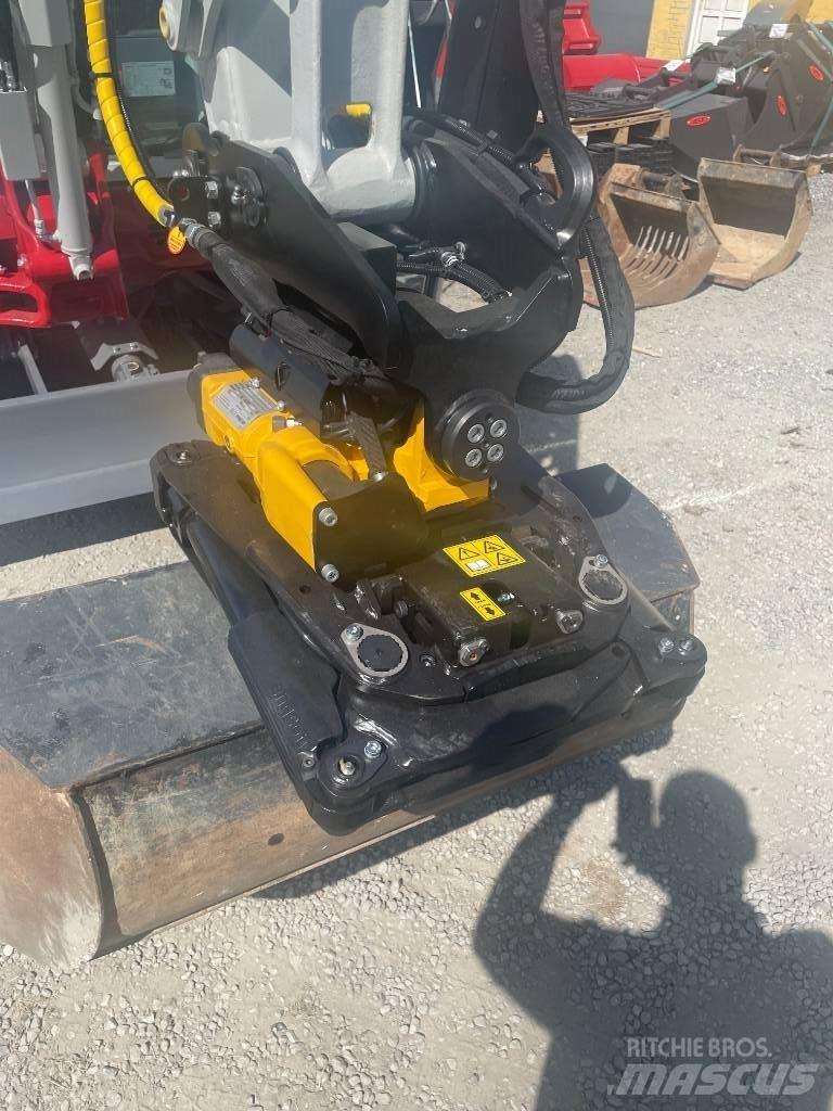 Takeuchi TB 2150 R Gravemaskiner på larvebånd
