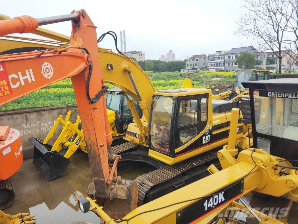 CAT 320B Gravemaskiner på larvebånd