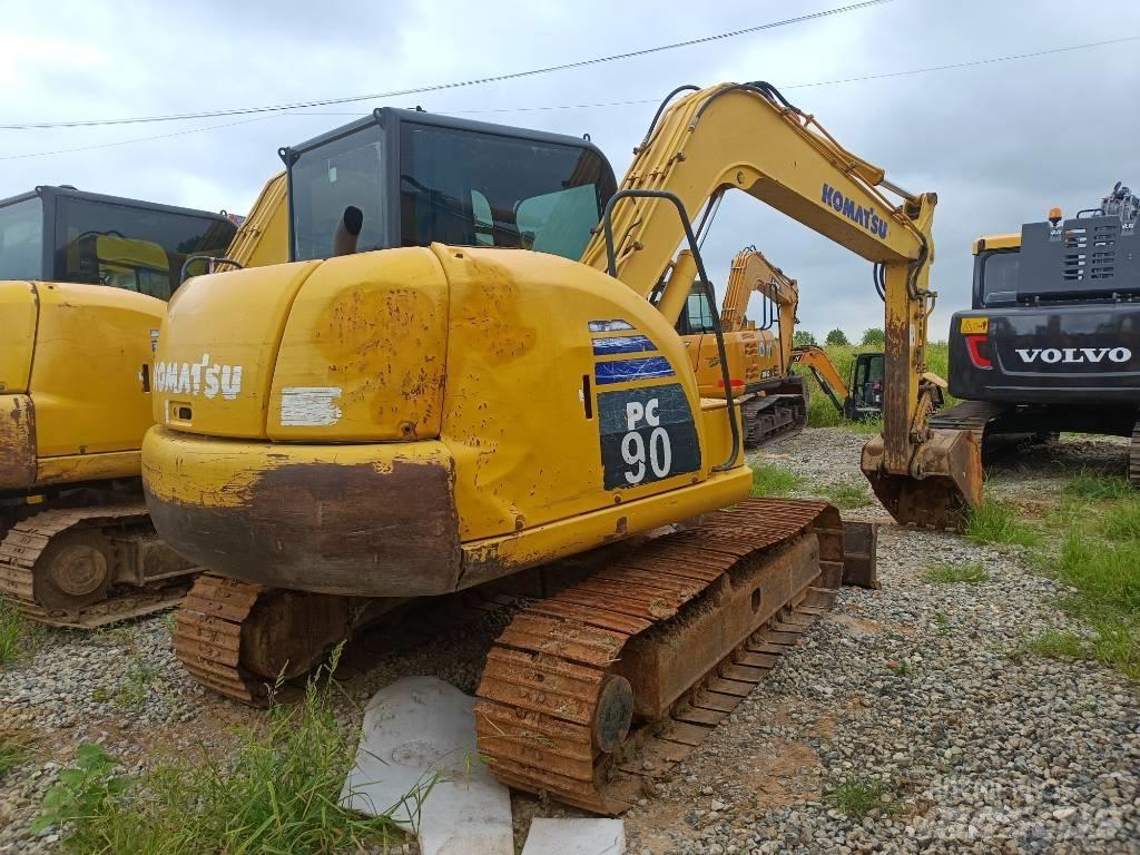 Komatsu PC 90 Gravemaskiner på larvebånd