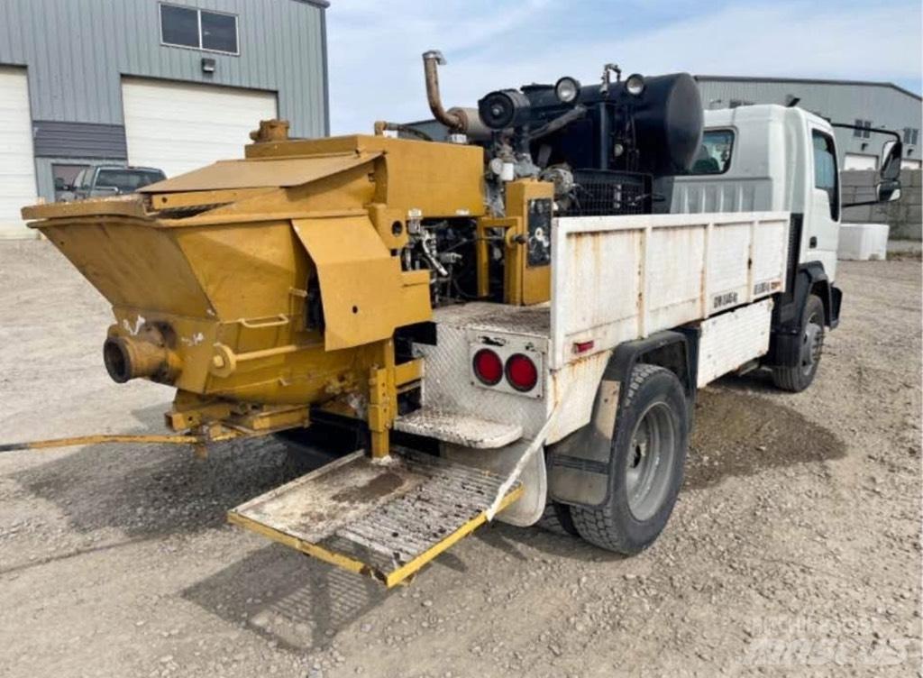 International CF600 Betonpumper