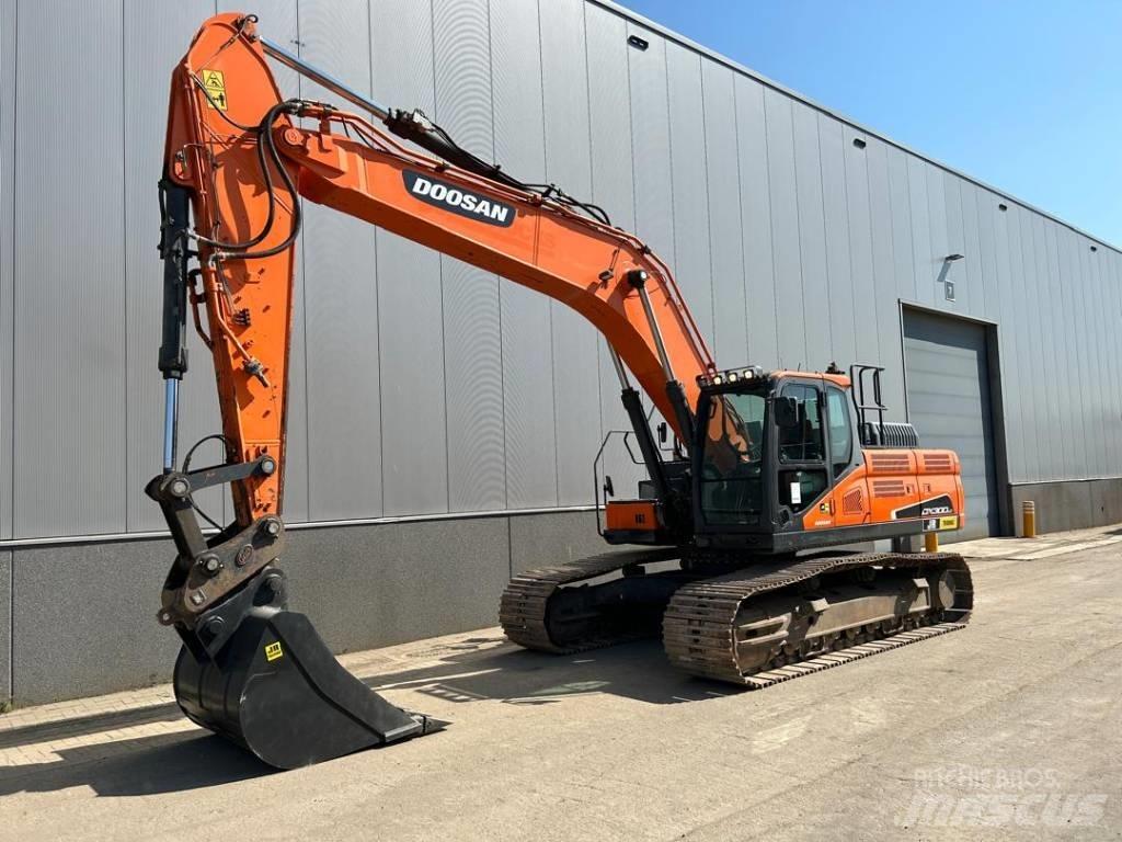 Doosan DX 300 LC-5 Gravemaskiner på larvebånd