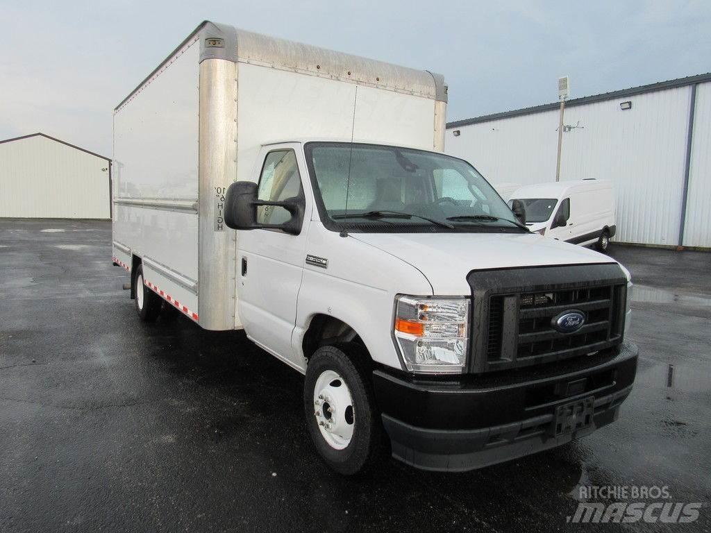 Ford E-350 Fast kasse