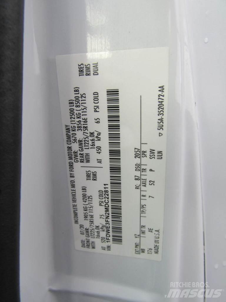 Ford E-350 Fast kasse