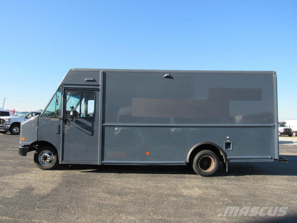 Ford E-450 Fast kasse
