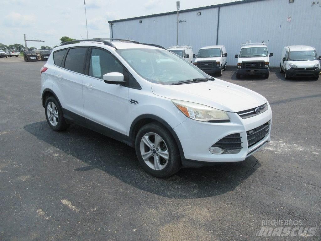 Ford Escape Biler