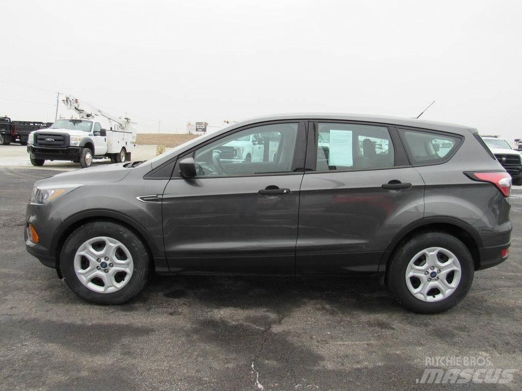 Ford Escape Biler