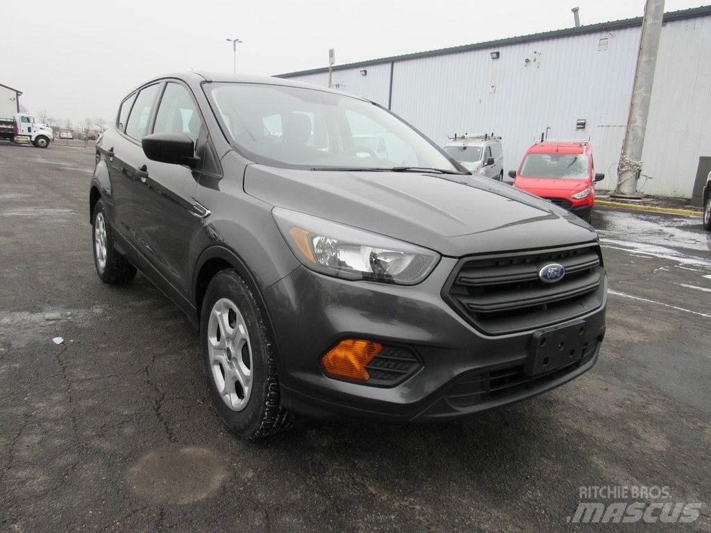 Ford Escape Biler