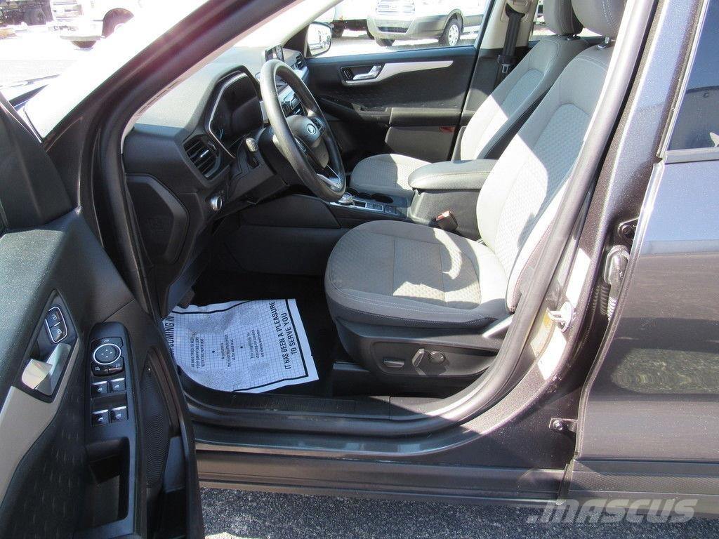 Ford Escape SE Biler