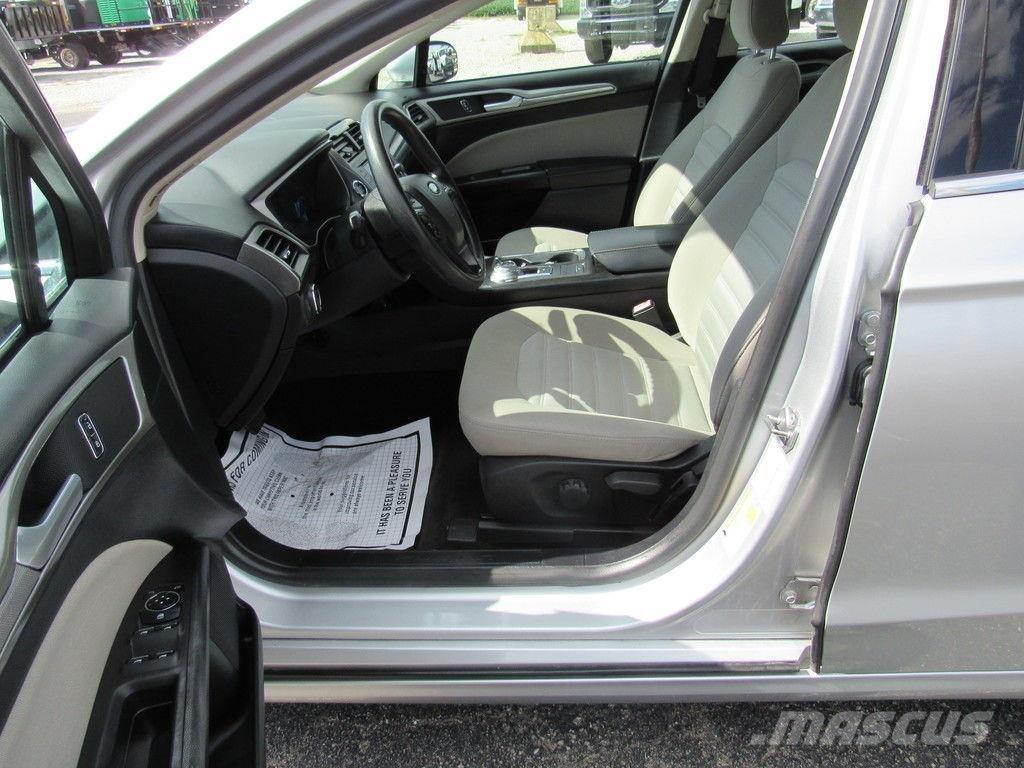 Ford Fusion Biler