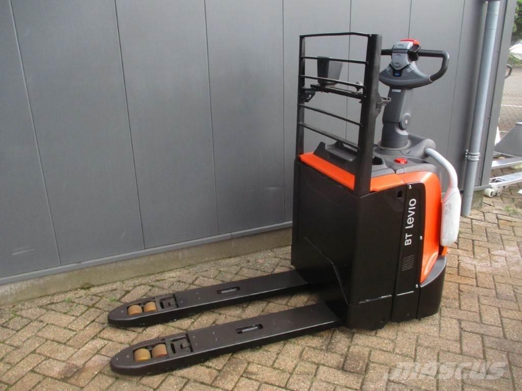 Toyota LPE 200 El-palleløftere med platform