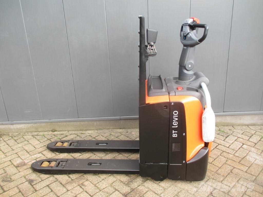 Toyota LPE 200 El-palleløftere med platform