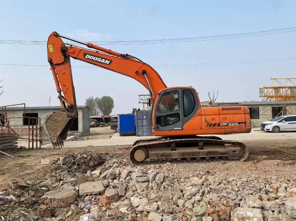 Doosan DX 225 LCA Gravemaskiner på larvebånd