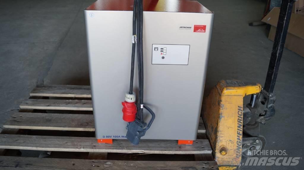 Linde R 20 N Reachtruck