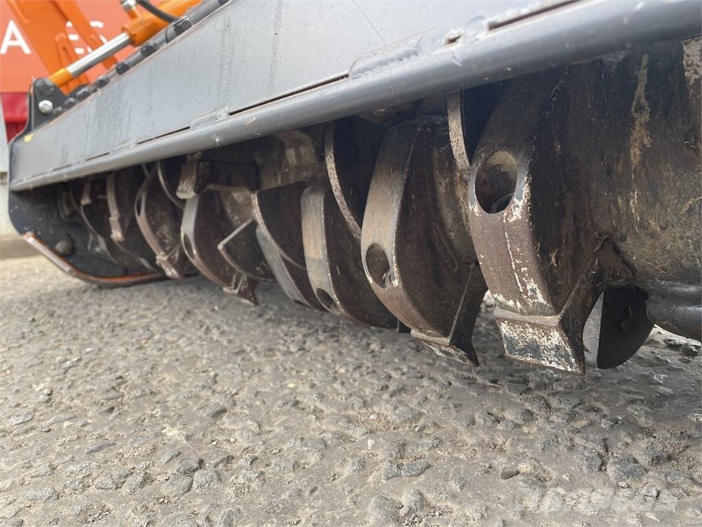 TMC Cancela TLE-125 Buskryddere / Grenknusere