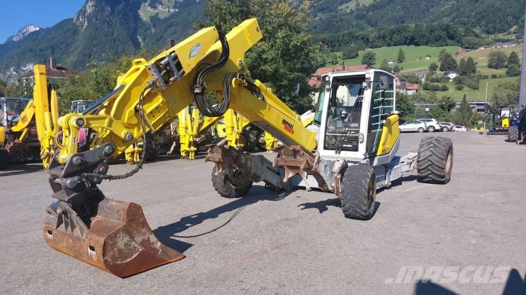 Menzi Muck M535 Gravemaskiner på hjul