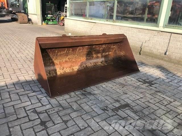 Manitou Bak Skovle
