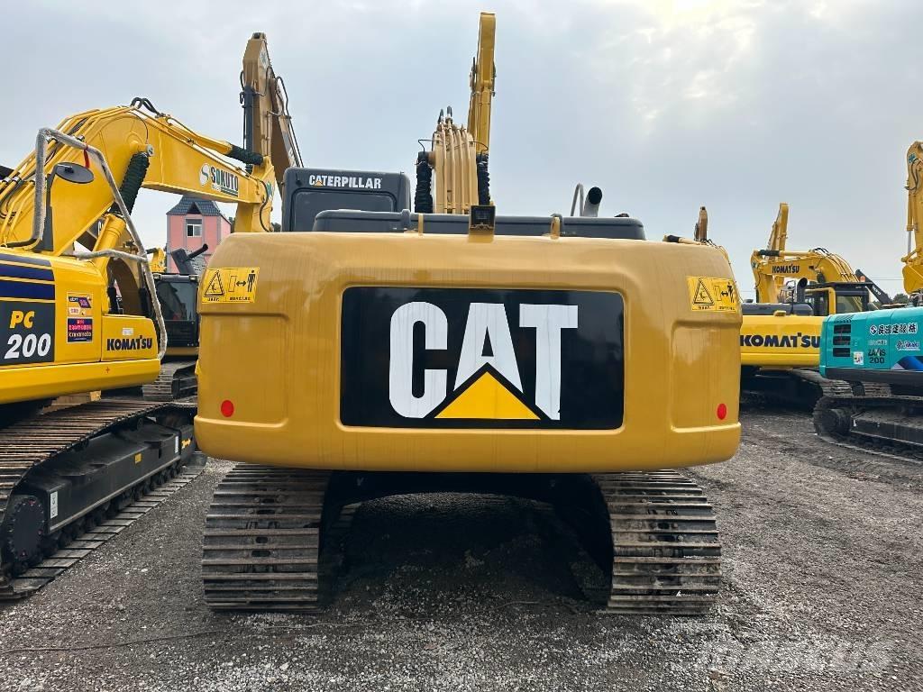 CAT 320 D2 Gravemaskiner på larvebånd