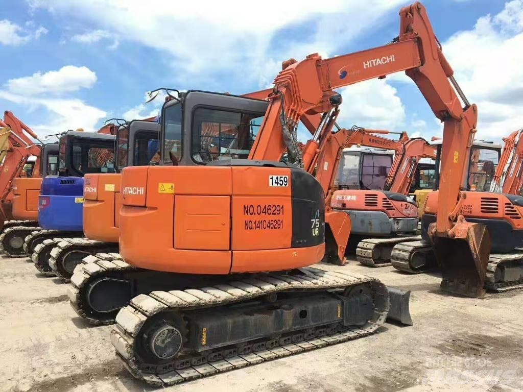 Hitachi ZX75 Gravemaskiner på larvebånd
