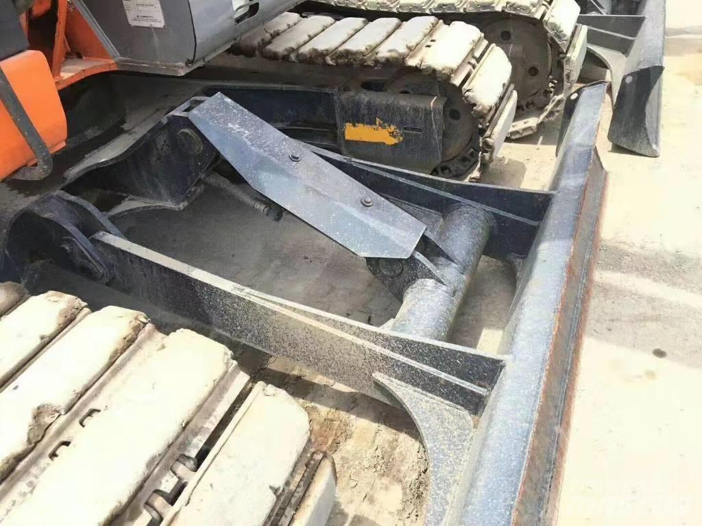 Hitachi ZX75 Gravemaskiner på larvebånd