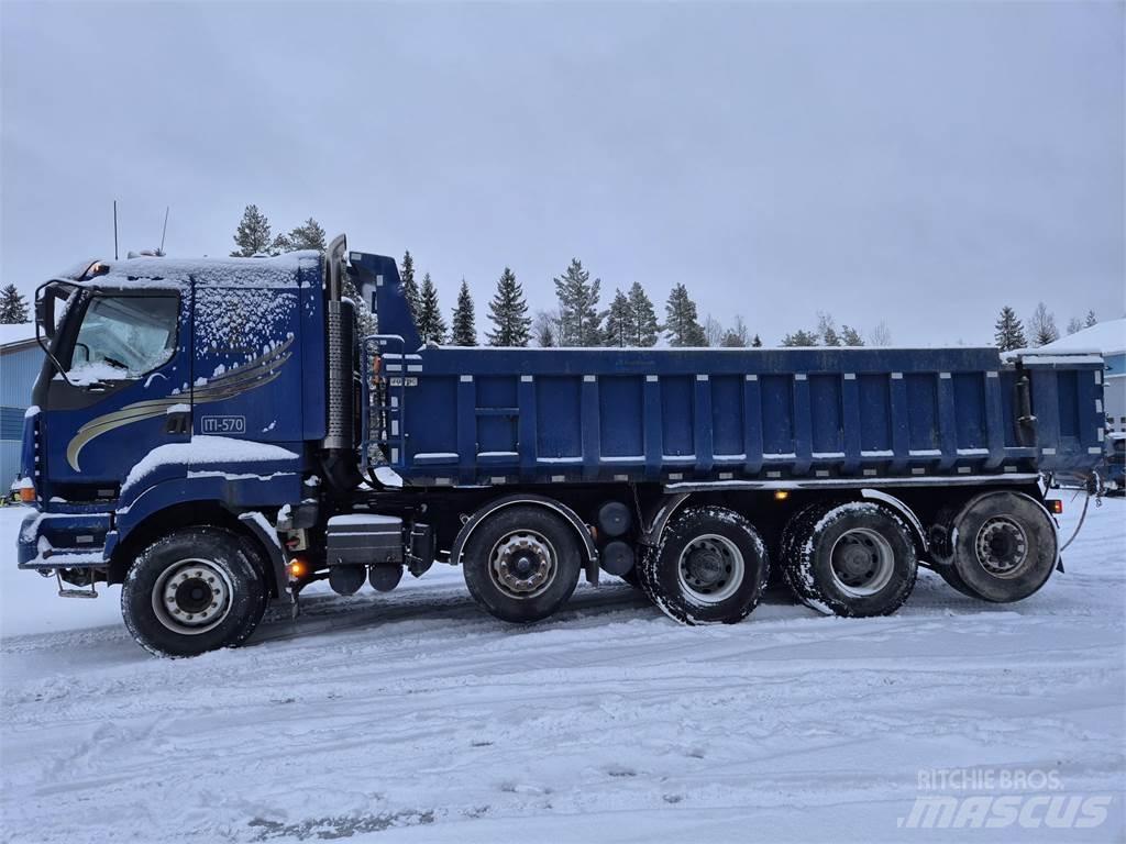 Sisu E12M 480 10X4 Autotransportere / Knæklad