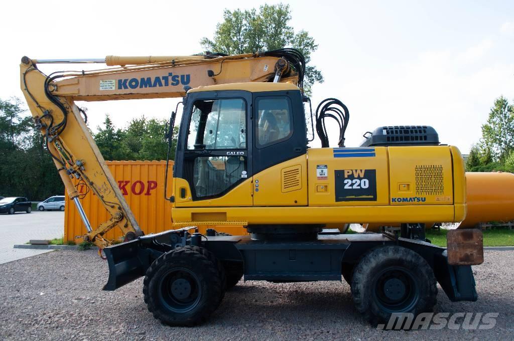 Komatsu PW 220-7 Gravemaskiner på hjul