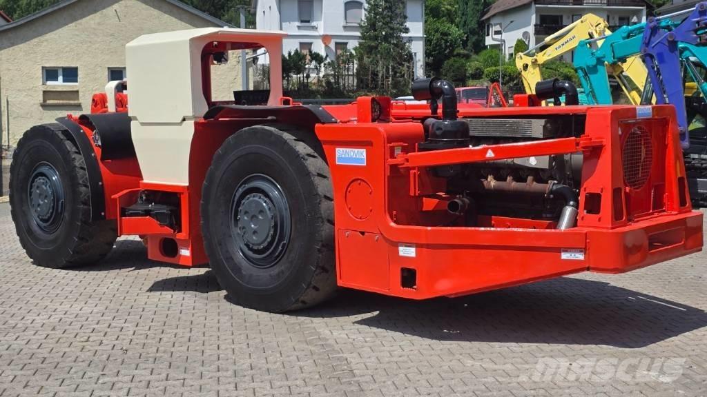Toro 400 Undergrundslæssemaskiner