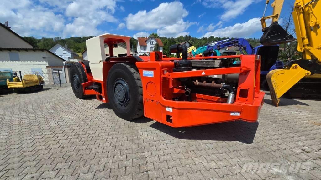 Toro 400 Undergrundslæssemaskiner