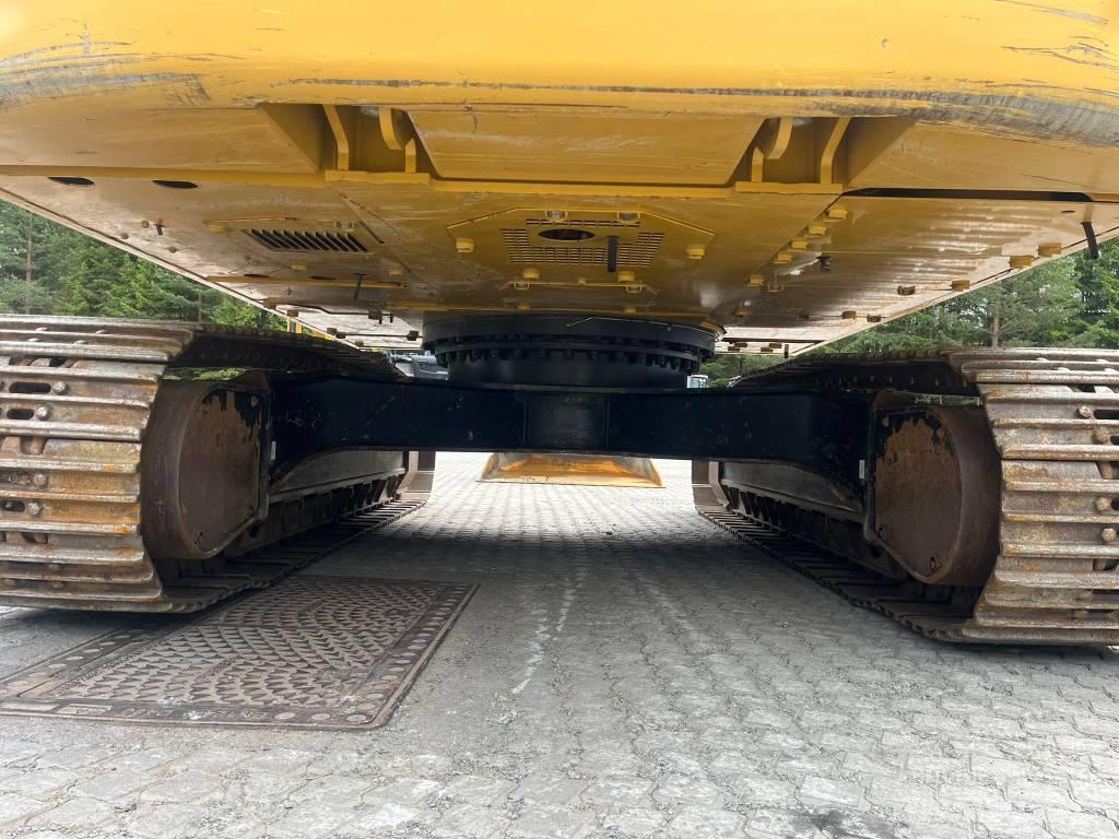 CAT 326 07A Next Gen Gravemaskiner på larvebånd
