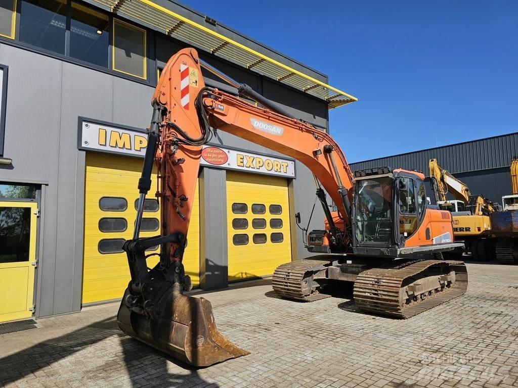 Doosan DX180LC Gravemaskiner på larvebånd