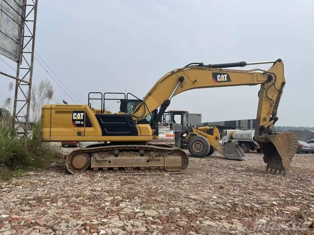 CAT 336 Gravemaskiner på larvebånd