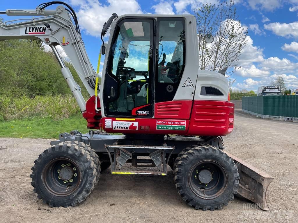 Takeuchi TB 295 W Gravemaskiner på hjul