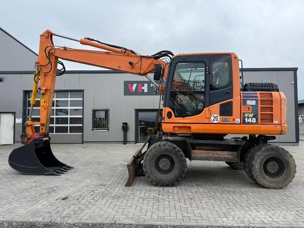 Komatsu PW 148-8 Gravemaskiner på hjul