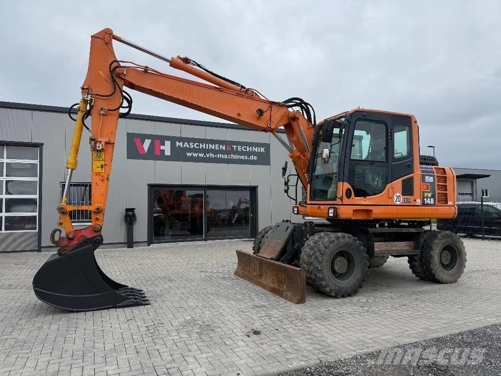 Komatsu PW 148-8 Gravemaskiner på hjul