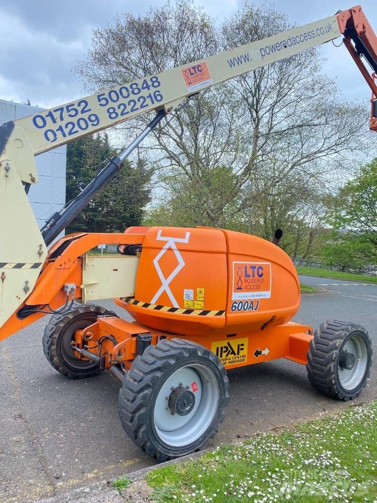 JLG 600 AJ Bomlifte med knækarm