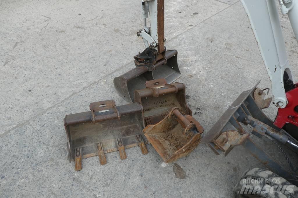 Takeuchi TB 210 R Minigravemaskiner