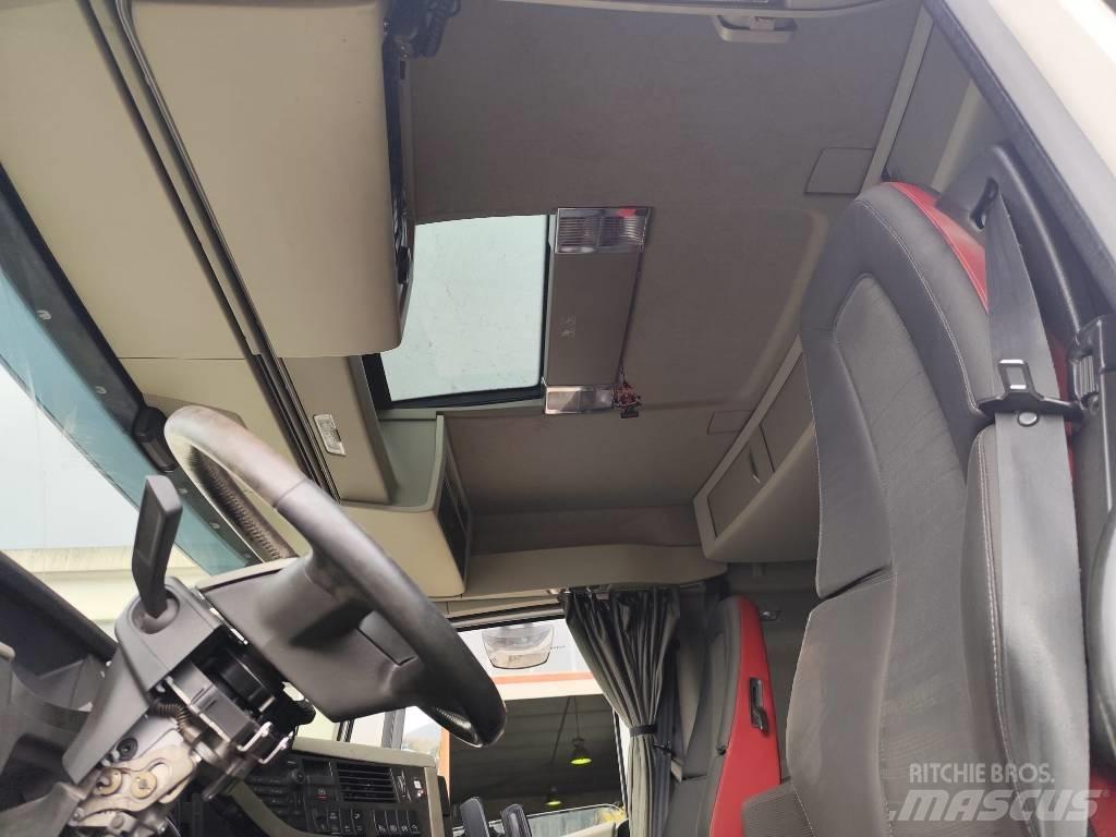 Volvo FH 13 540 Flatbed lastbiler med spil