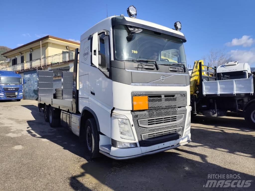 Volvo FH 13 540 Flatbed lastbiler med spil