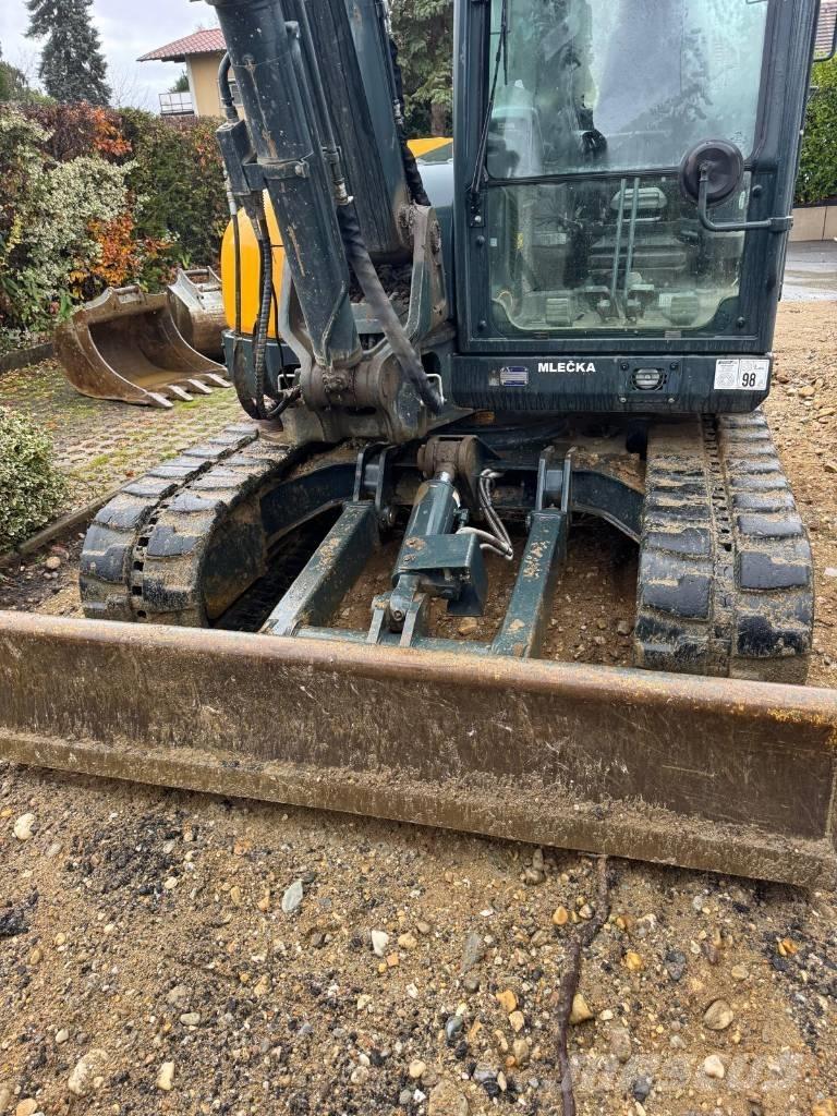 Hyundai HX 85 A Midi-gravemaskiner 7t - 12t