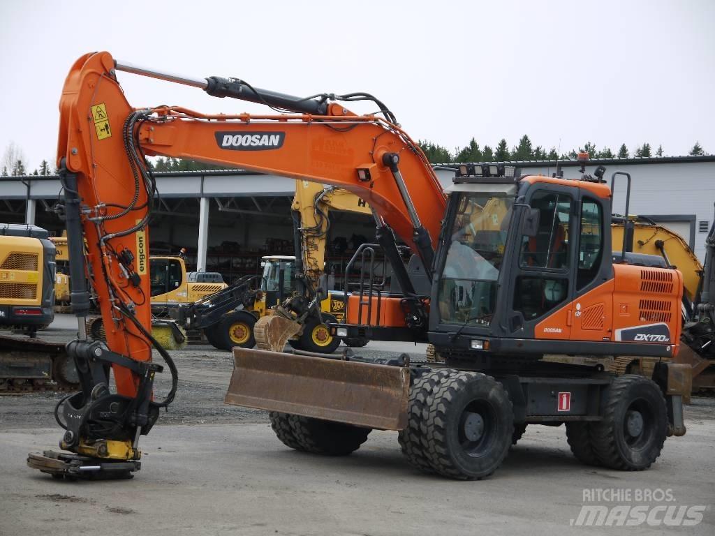 Doosan DX 170 W-5 Gravemaskiner på hjul