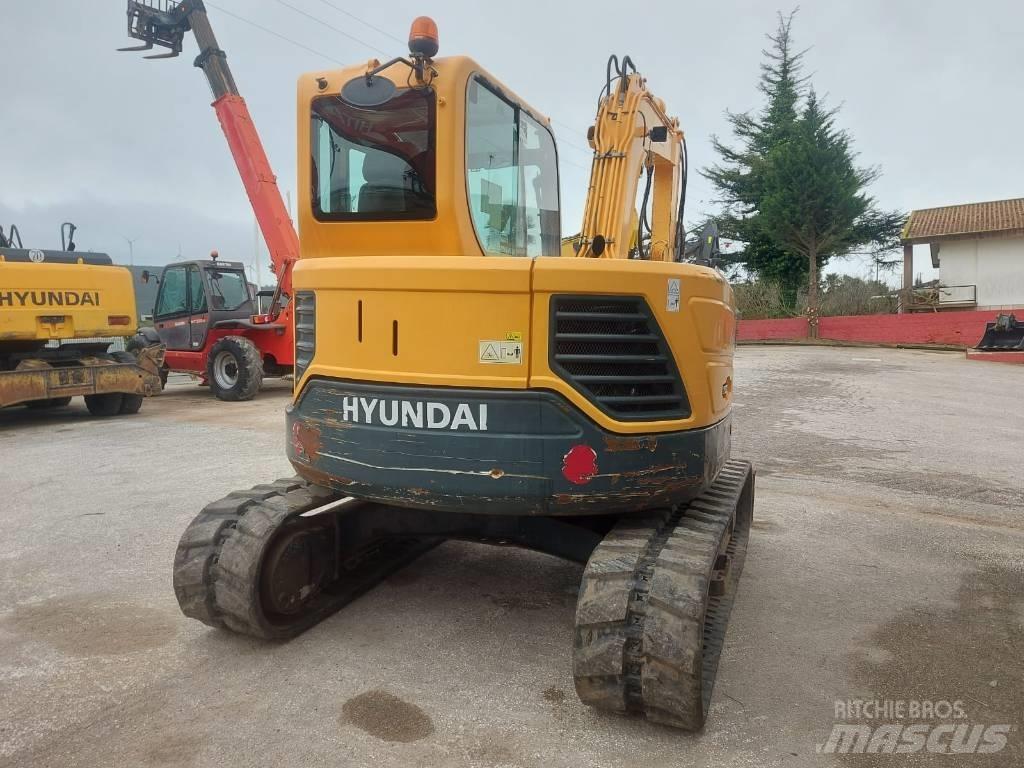 Hyundai R 80 CR Midi-gravemaskiner 7t - 12t