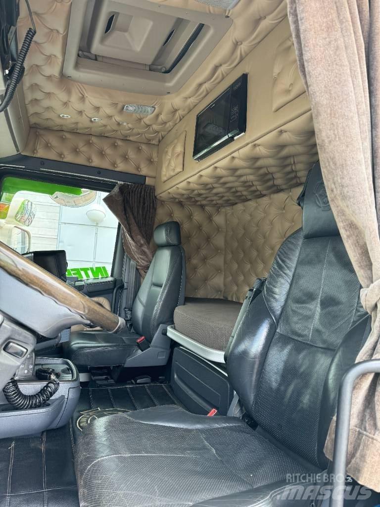 Scania R 520 LB8x4*4 Kroghejs