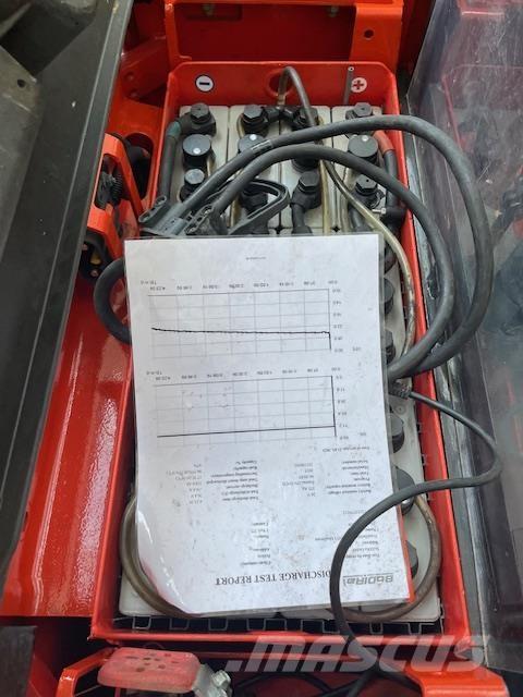 Linde L16 Selvkørende stablere