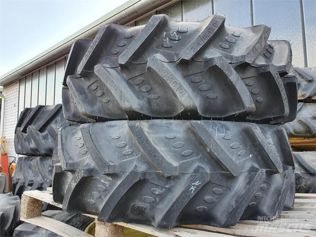 BKT 320/85R20 x2 Hjul, Dæk og Fælge
