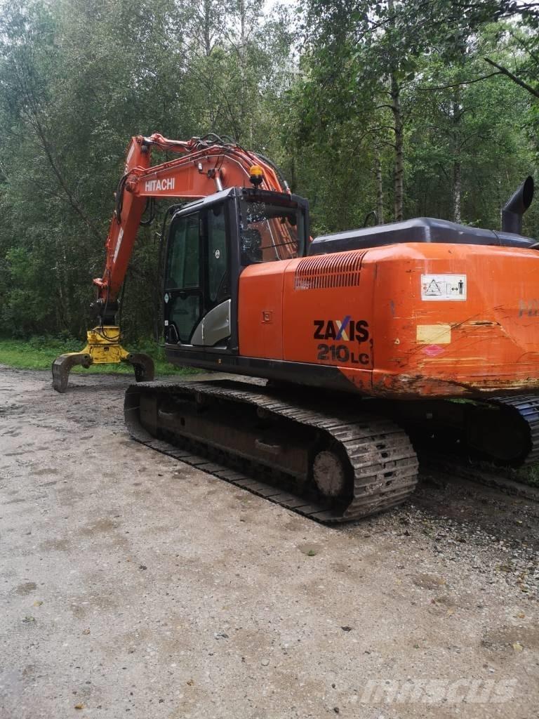 Hitachi ZX 210 LC-5B Gravemaskiner på larvebånd