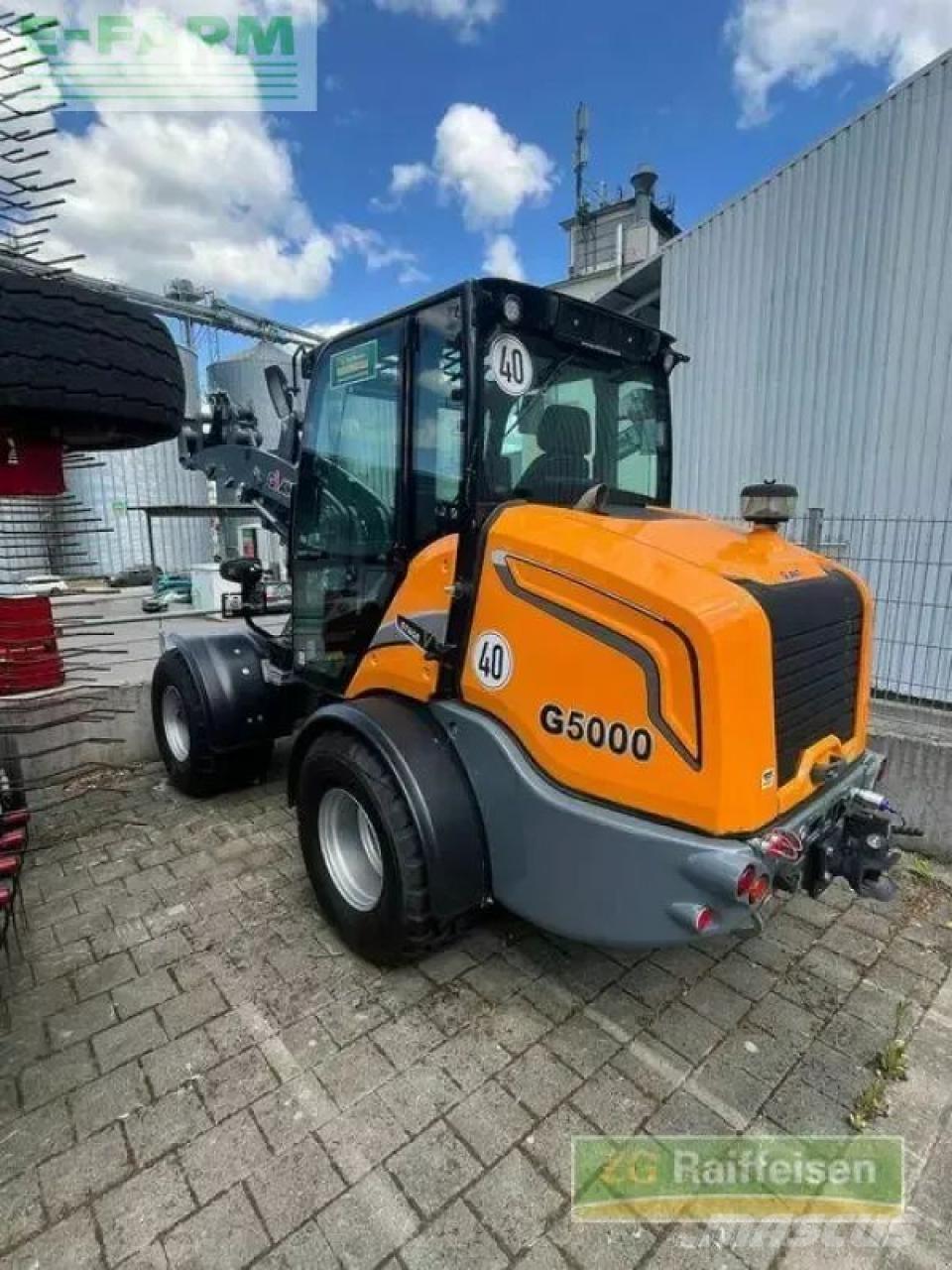 GiANT g5000 Minigravemaskiner